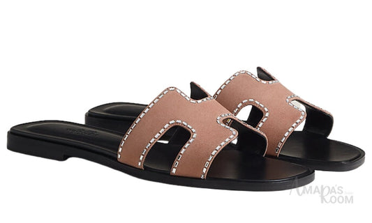 Hermès Oran Leather Slides – Pearl Pink
