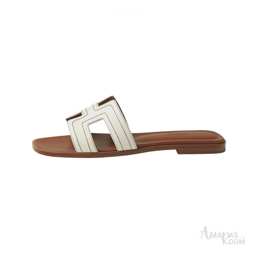 Hermès Oran Classic Slides – Soft White