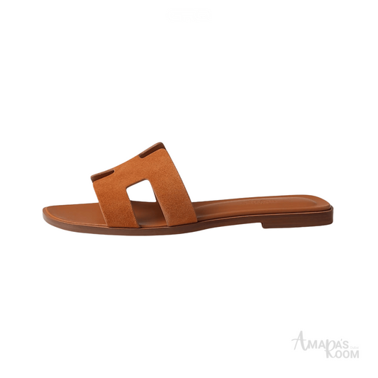 Hermès Oran Leather Slides – Classic Brown