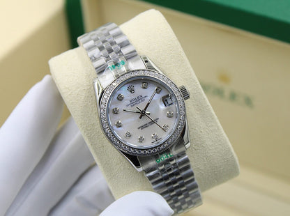 Rolex Lady-Datejust ? Mother-of-Pearl Dial & Diamond Bezel