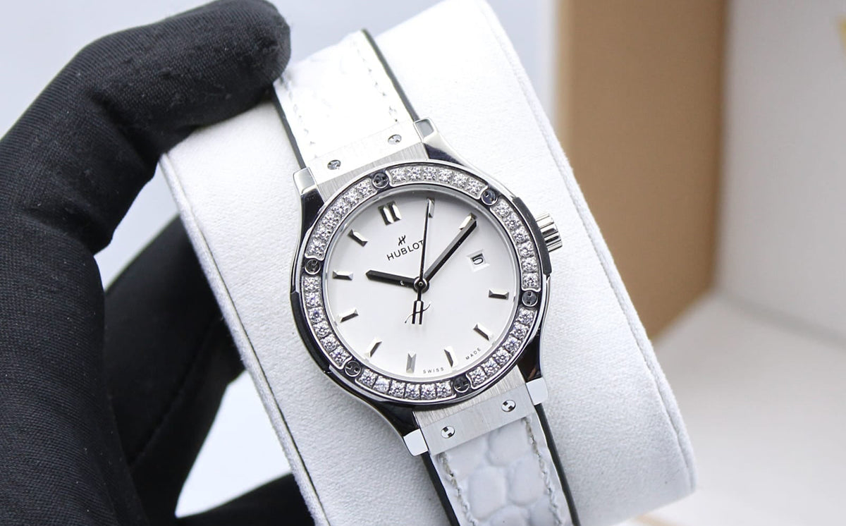 Hublot Classic Fusion Ladies Watch ? White Dial & Diamond Detail