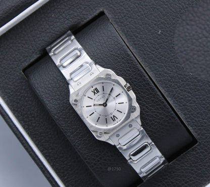 Gucci G-Flat Ladies Watch ? Silver Dial
