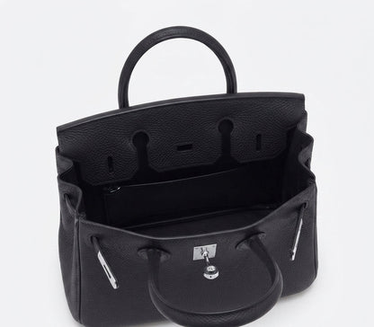 Hermès Birkin Handbag – Black